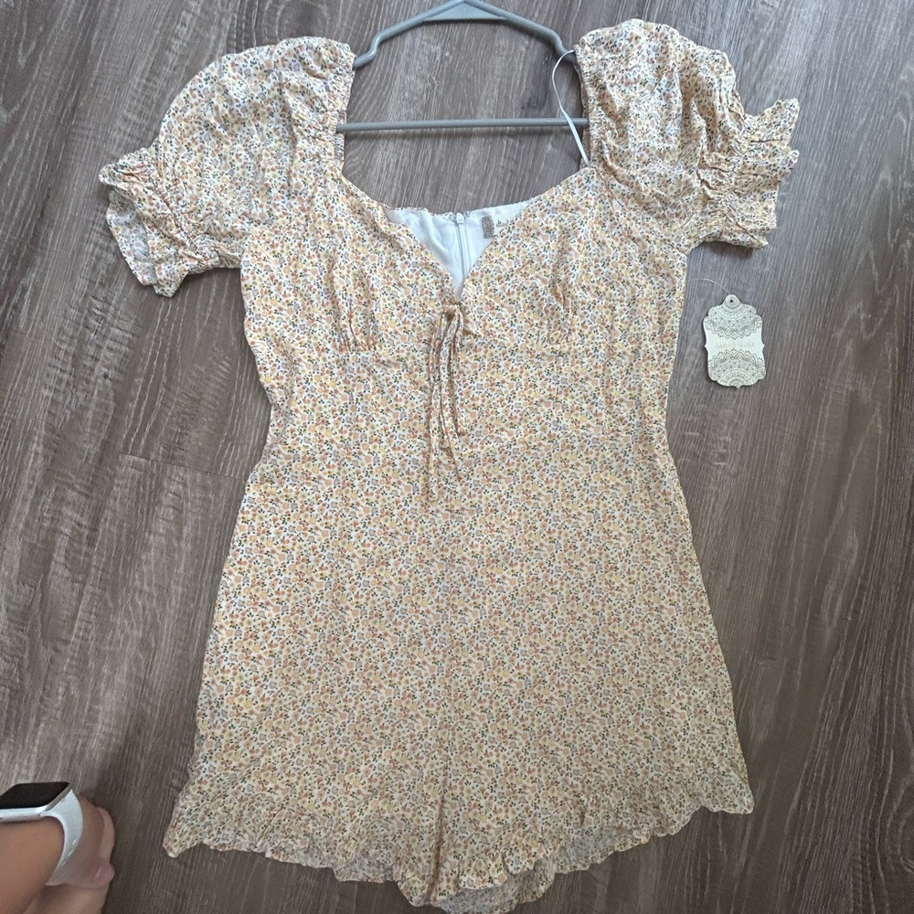 Altered State Puffed sleeve romper